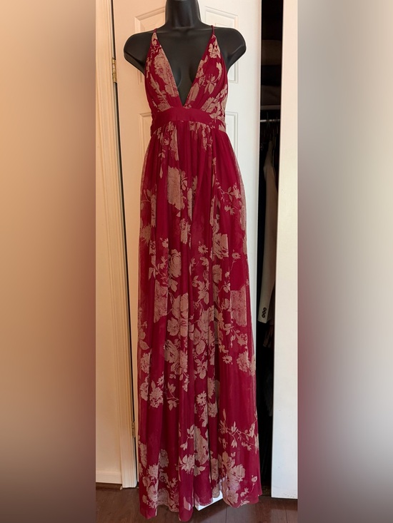 Ever After Dresses & Skirts - Ever After Red Floral Maxi Dress with Crisscross Back perfect for a dressy event